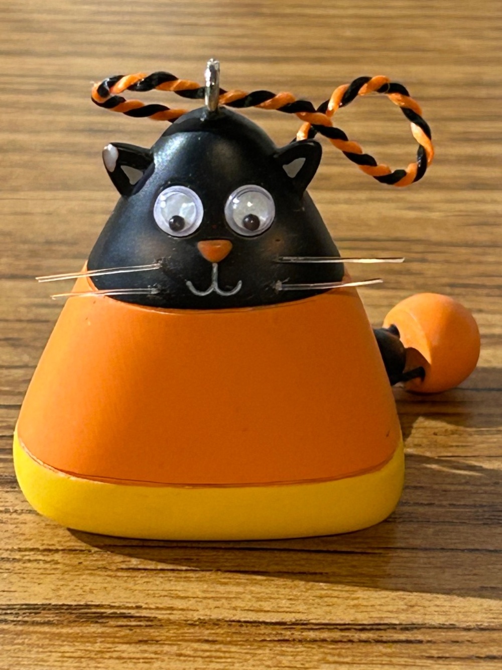 Hallmark Halloween Black Cat Candy Corn Hanging Resin Ornament